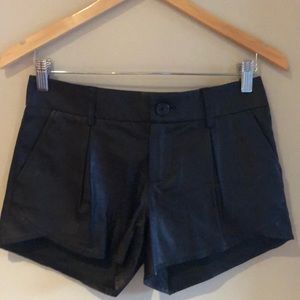 Alice and Olivia lamb leather shorts 0